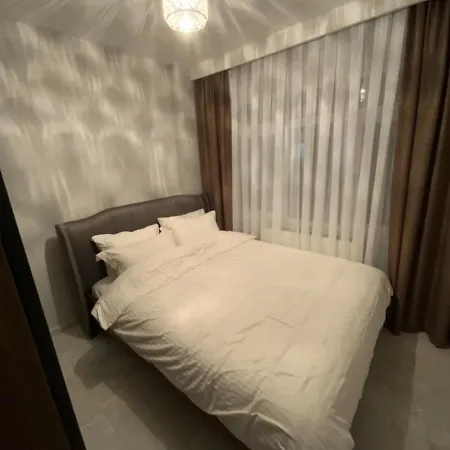 Luxury Z-apart Family Homes 2 Bedrooms Wifi Near Metro Zeytinburnu *
