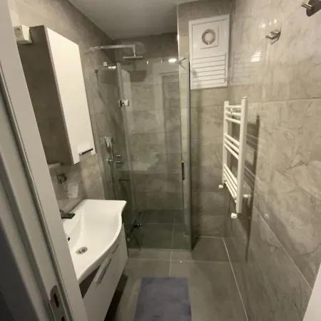 Luxury Z-apart Family Homes 2 Bedrooms Wifi Near Metro Zeytinburnu Apartment Istanbul